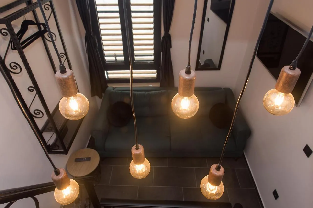 Amaizing Apartment Near Airport Kastel Stafilic
