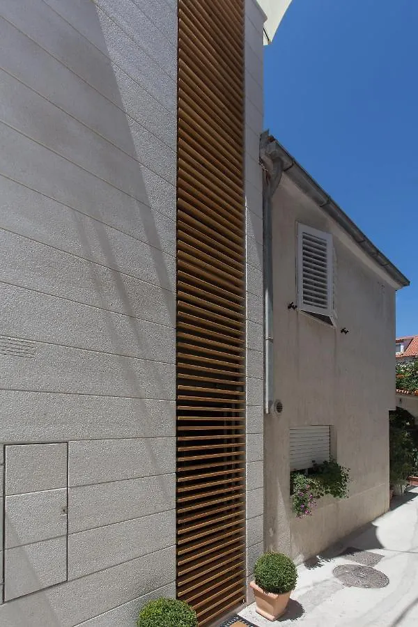 Amaizing Apartment Near Airport Kastel Stafilic