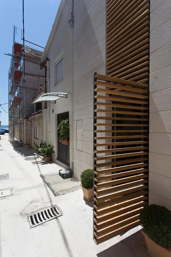 Amaizing Apartment Near Airport Kastel Stafilic