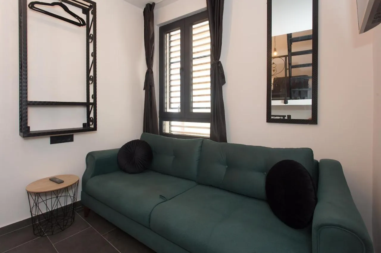 Amaizing Apartment Near Airport Kastel Stafilic Croatia